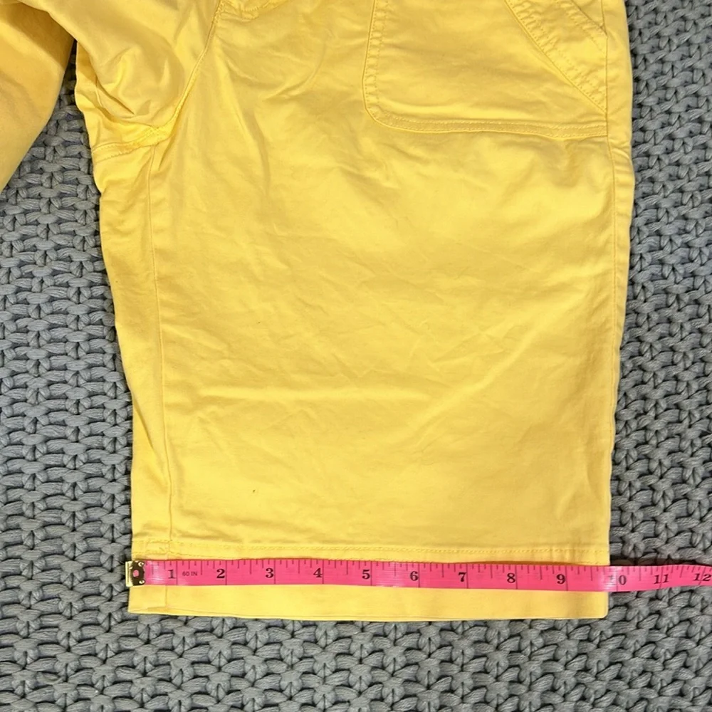 Chico’s Women’s Shorts Size S Yellow Color - Picture 12 of 13